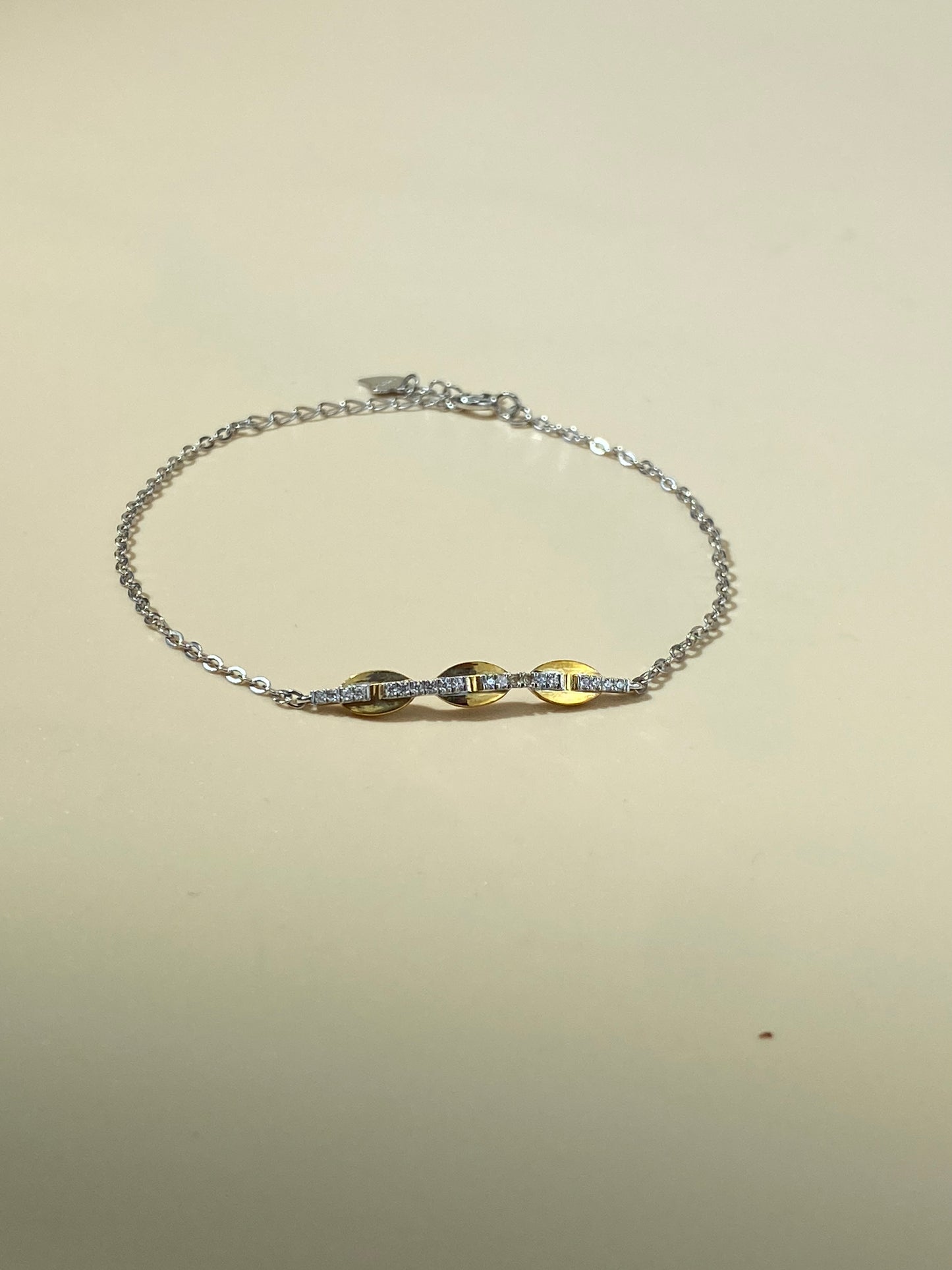 O'Maillion Diamond Bracelet 鑽石豬鼻手鏈